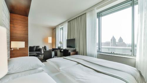 Dorint Hotel am Heumarkt Köln - image 14