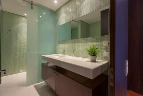 Troia Residence by The Editory - Beach Houses - image 14