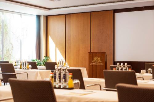 Hotel Nassauer Hof - image 4