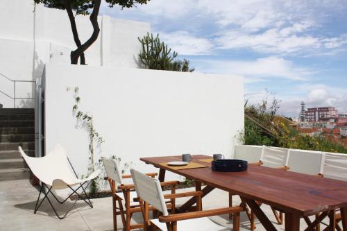  Casa Lagarto - terrace with panoramic view in Setúbal