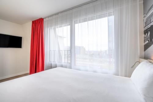 B&B HOTEL Brussels Centre Gare du Midi - image 11