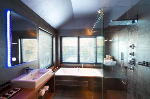 Suite & B by Hofke van Bazel - image 9