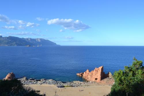 Borgo Marinaro La Medusa Arbatax - camera matrimoniale con bagno privato- 5