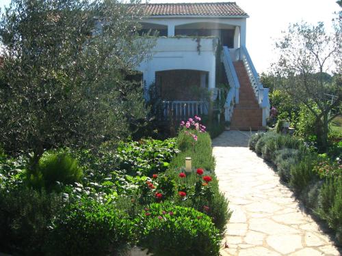 Apartments Lado - 230 m from sea - image 8