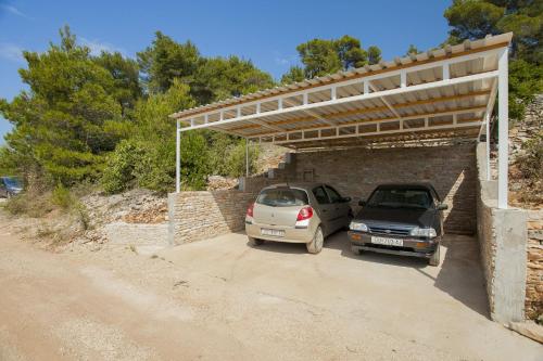 Villa Bistrana - 15m from sea - image 5