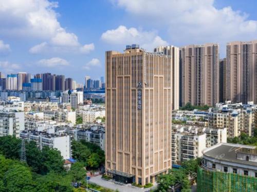 Atour Hotel Wuhan Changqing Road Branch