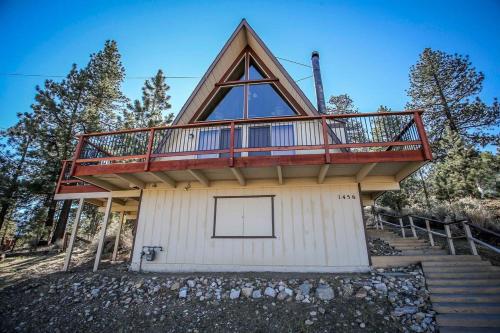 Meadow View Chalet-1632 by Big Bear Vacations - Big Bear City