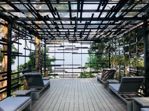 View, The Culvert in Damai / Santubong