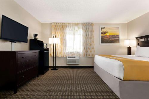 King Room - Non-Smoking