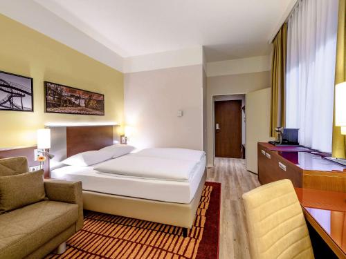 Mercure Hotel Duisburg City - image 14