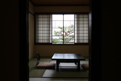 Oyado Yamakyu Oyado Yamakyu Hida Takayama is conveniently located in the popular Takayama City area. The property features a wide range of facilities to make your stay a pleasant experience. Free Wi-Fi in all rooms