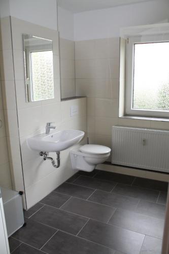 SchlafSchon Apartments+Monteurzimmer 5.8km von Neukieritzsch entfernt