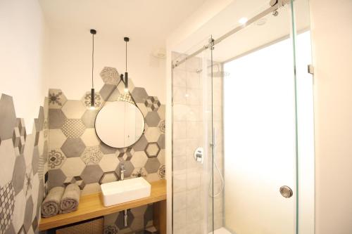 Deluxe Apartment image 8