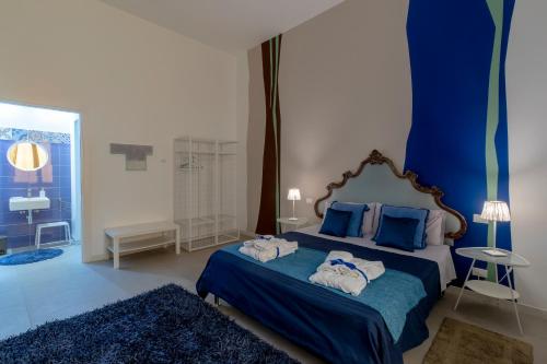 Superior Double Room image 10