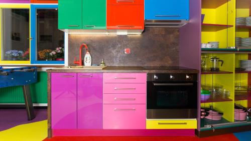 Apartment COLOURS - your 7 colour experience in centre of Prague 5