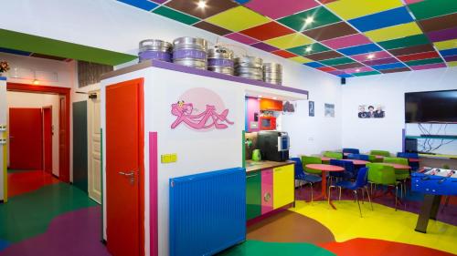 Apartment COLOURS - your 7 colour experience in centre of Prague 4