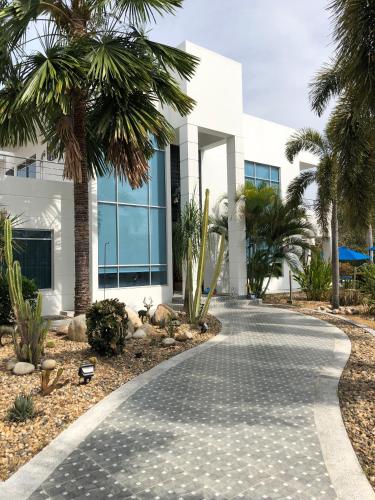 EXCLUSIVA Casa Villa Campestre en Condominio El Imperio Tolima via Melgar - Carmen de Apicala -Girar