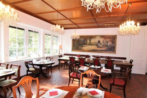 Restaurant, Landhotel garni zur Linde in Ratekau