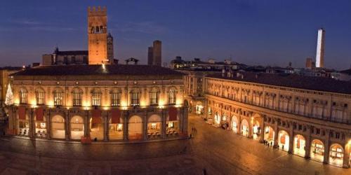 Bologna Center Town - image 2