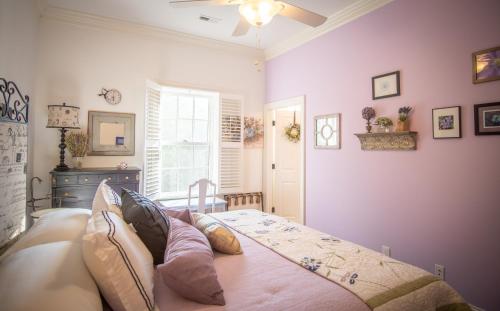 Hill of Content B&B - image 3