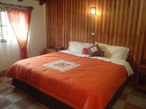 1 king bed, 2 double beds