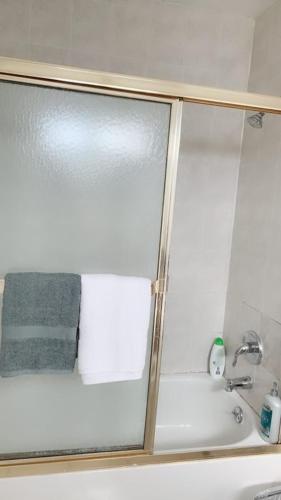 Pasadena suite with private entrance, Pasadena (Foto 7)
