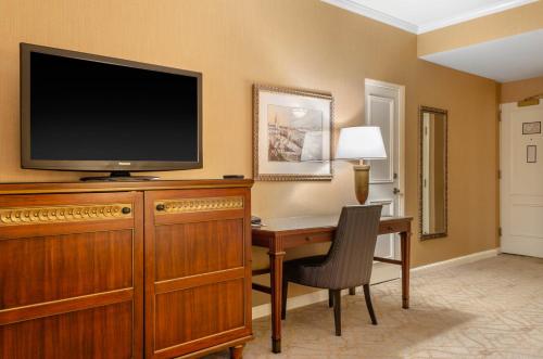 2 double beds