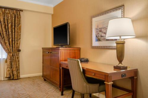 Omni Royal Orleans Hotel - image 2
