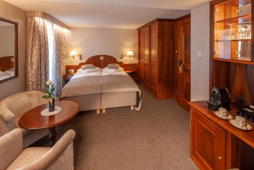 Hotel Sonne - image 13