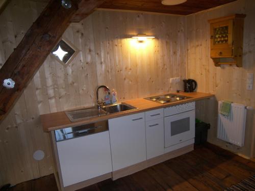 virtuve, Ferienhütte Troadkostn (Ferienhutte Troadkostn) in Ranten