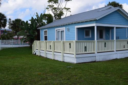 Caribbean Shores Waterfront Resort - image 6