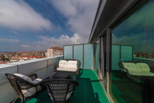 Land Park Hotel Room Type - Suite with Terrace