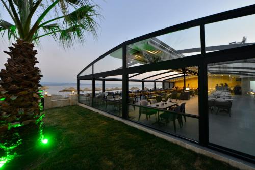 Garden, Room 23 Hotel in Akcay