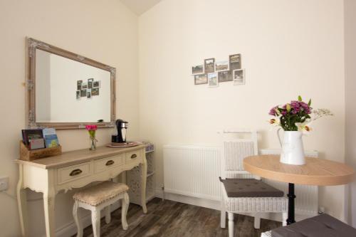 Millbrae Lodges Room Type - Double Room with Private Bathroom