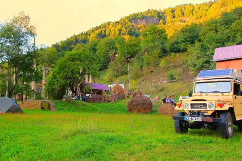 Tuvākā izklaides vieta, Guest House "Oasis" in Kobulety
