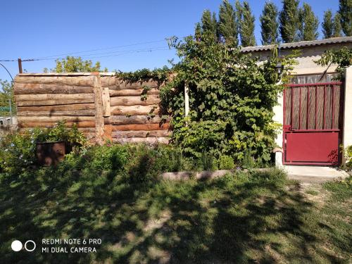 Gîte à la ferme (Gite a la ferme) in Laudun-l'Ardoise