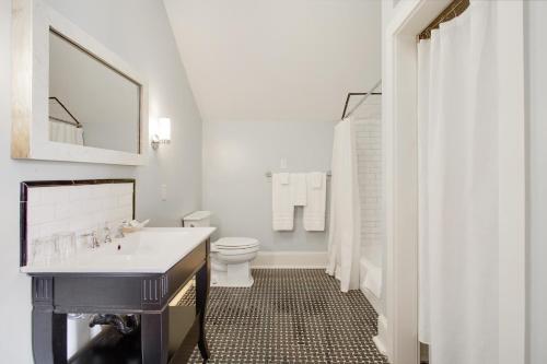 Maison Perrier Bed & Breakfast – New Orleans, LA