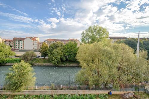 B&B Balon, Turin