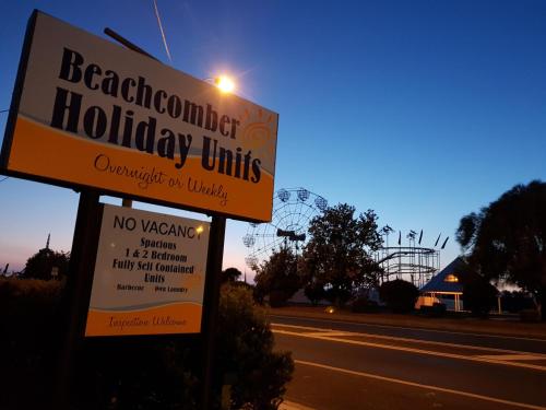 Beachcomber Holiday Units Room Type - One-Bedroom Unit