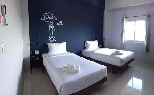 Blue Bed Hotel