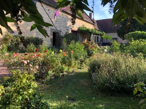 La Fresnaie : Chambres ,Table d'hôtes & SPA