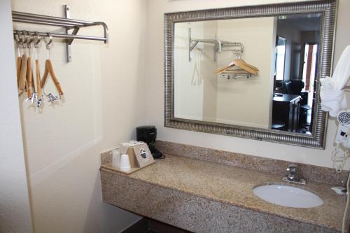 Double Room with Two Double Beds - Non-Smoking