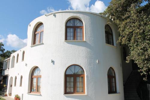 Pataki Guesthouse 2