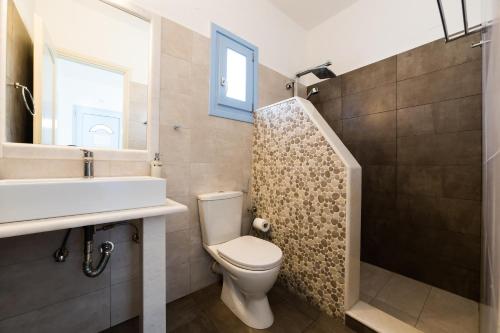 Stratos Apartments & Studios - image 4