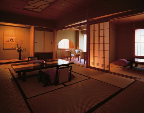 Japanese-Style Suite with Ocean View - Non-Smoking