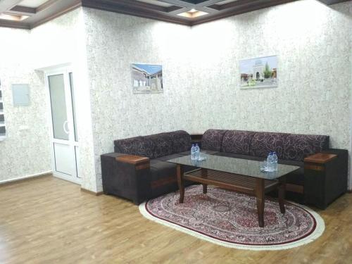 Bar/lounge, hostel Farovon in Margilan