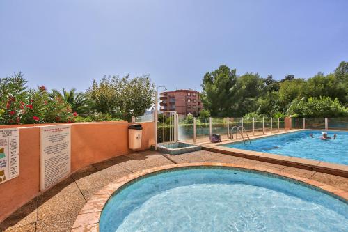 Duplex a 2min de la plage - vue mer panoramique