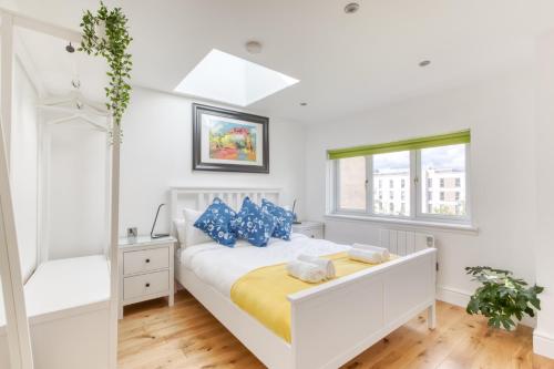 Central Bright 3 Bed Flat with Parking, Édimbourg (photo 4)