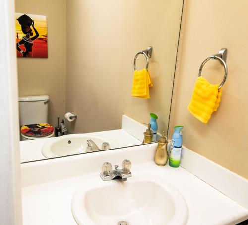 Sweet Home Georgia - Entire 2 Bedroom House