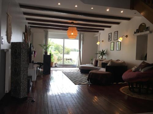 Emel b&b in Chamarandes-Choignes